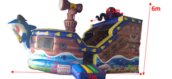 Korsan gemisi teması için ticari sınıf şişme kuru kaydırma