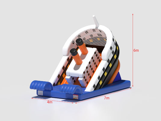 Gemi tarzı dalga durdurucu ile çift taraflı şişme kaydırıcılar