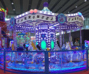 Para ile çalışan sallanan arabalar Dinamik müzik ve çocuklar için neşeli şarkılar